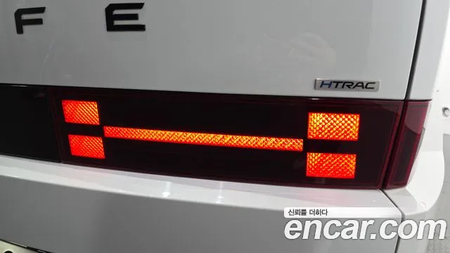 Hyundai Santa Fe MX5 — Фото автомобиля 8