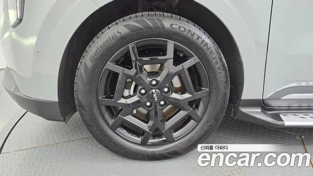 Kia Carnival 4th Gen — Фото автомобиля 5
