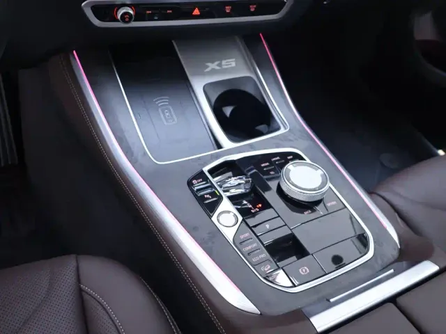 BMW X5 — Фото автомобиля 12