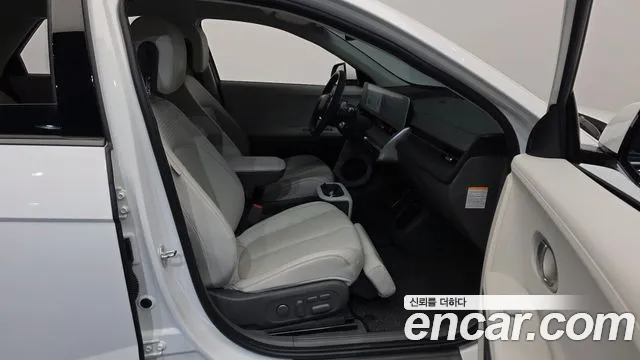 Hyundai Ioniq 5 — Фото автомобиля 11