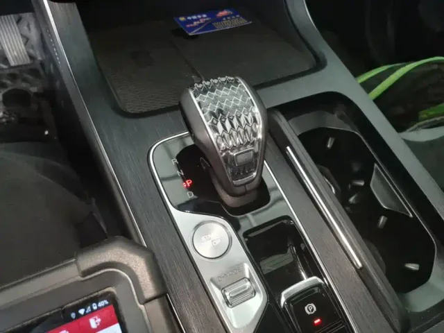 GAC Trumpchi GS8 — Фото автомобиля 13