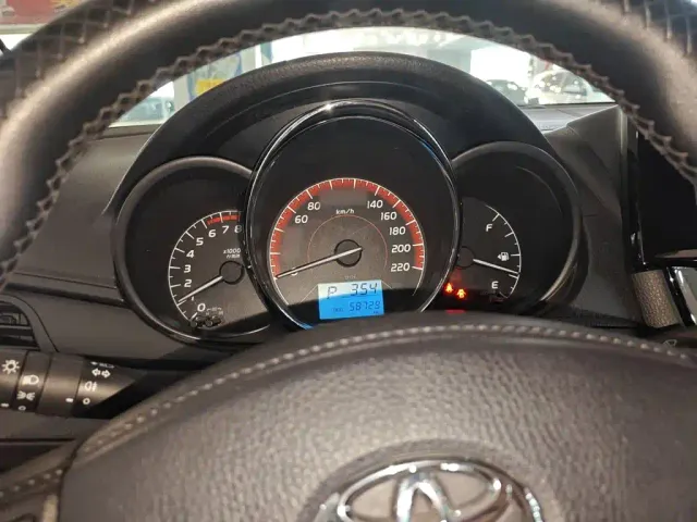 Toyota Vios FS — Фото автомобиля 2