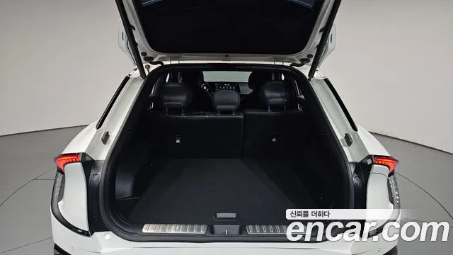 Kia EV6 — Фото автомобиля 25