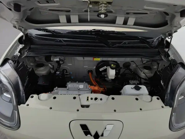 Wuling Hongguang Mini EV — Фото автомобиля 6