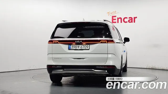 Kia Canival Carnival 4 поколение Бензин 9 мест Signature — Фото автомобиля 4