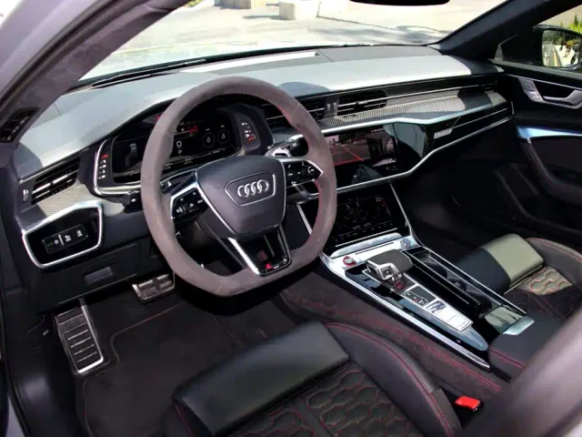 Audi RS 6 — Фото автомобиля 16