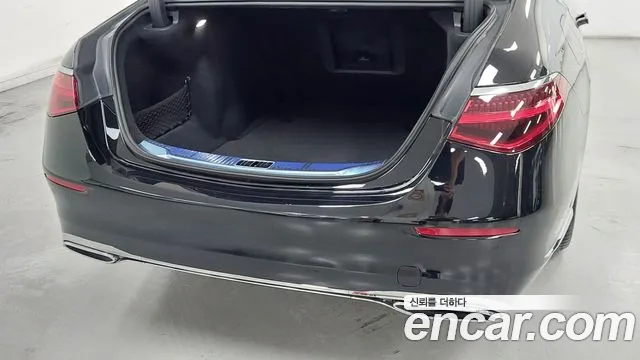Mercedes-Benz S-Class S-класс W223 — Фото автомобиля 11