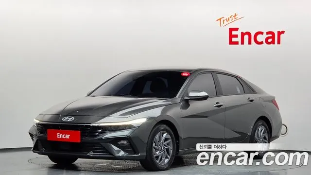 Фотография автомобиля — Hyundai Avante CN7
