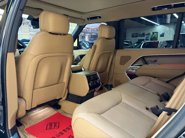Land Rover Range Rover — Фото автомобиля 16