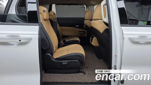 Kia Canival Carnival 4 поколение Бензин 9 мест Signature — Фото автомобиля 5