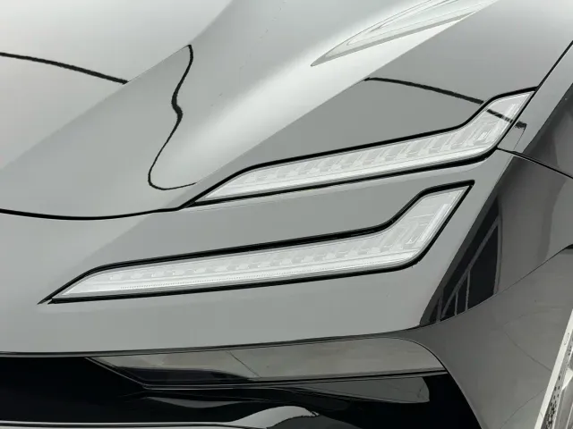 Lotus Emeya — Фото автомобиля 7