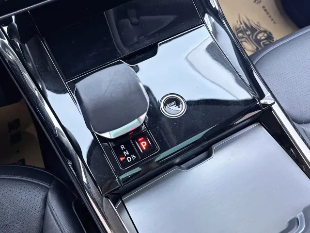 Land Rover Range Rover Sport — Фото автомобиля 15