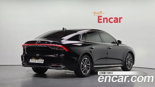 Hyundai Grandeur Новый Grandeur IG 3.0 LPi (Для проката) — Фото автомобиля 2