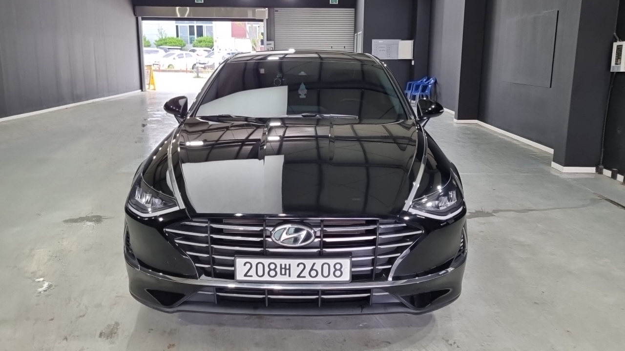 Hyundai Sonata Sonata (DN8) 2.0 LPG(Для проката) — Фото автомобиля 3