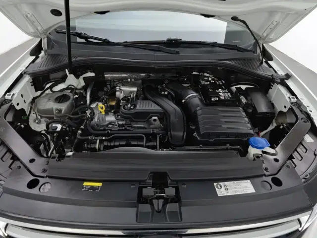 Volkswagen Tiguan L — Фото автомобиля 6