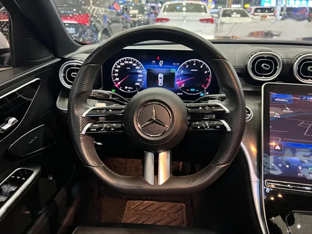 Mercedes-Benz C-Class — Фото автомобиля 6