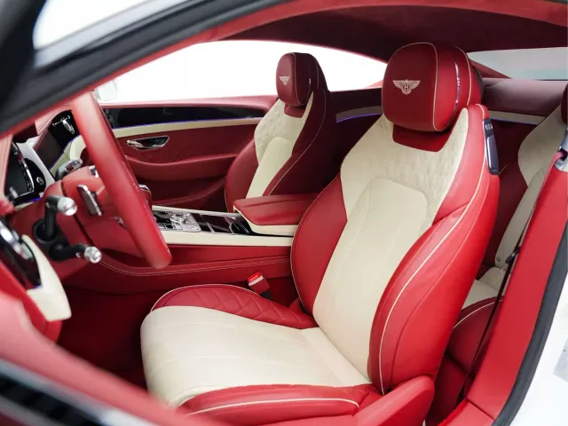 Bentley Continental — Фото автомобиля 11
