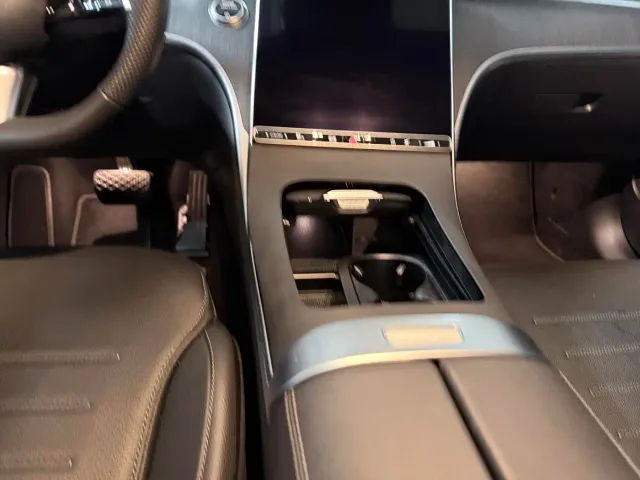 Mercedes-Benz C-Class — Фото автомобиля 12