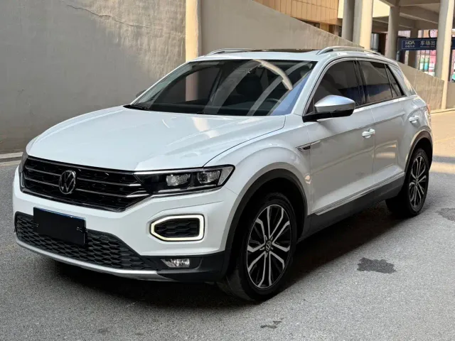 Фотография автомобиля — Volkswagen T-Roc