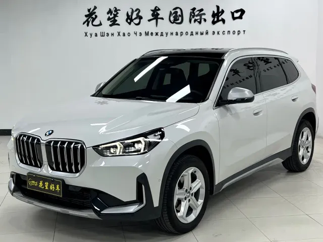 Фотография автомобиля — BMW X1