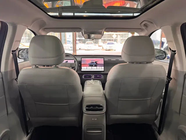 Leapmotor B10 — Фото автомобиля 17