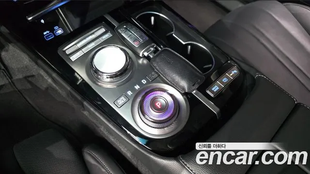 Genesis G80 Бензин 3.5 турбо AWD — Фото автомобиля 6