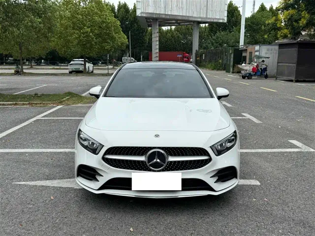 Mercedes-Benz A-Class — Фото автомобиля 9