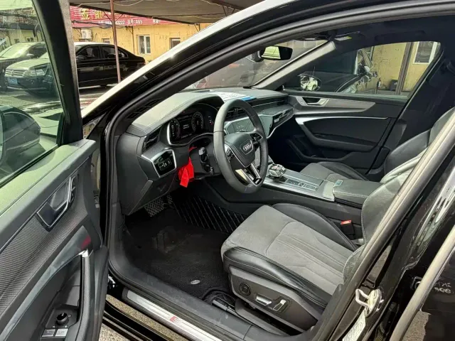 Audi A6L — Фото автомобиля 5