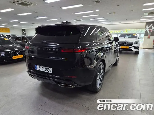 Land Rover Range Rover Sport 3rd Gen — Фото автомобиля 2