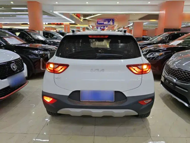 Kia KX1 — Фото автомобиля 5