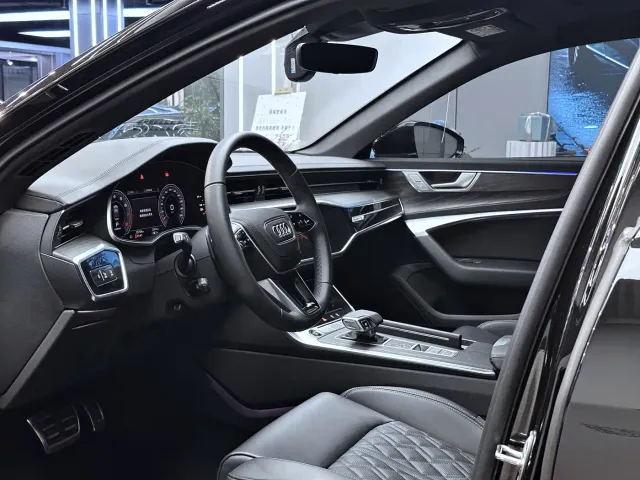 Audi A6L — Фото автомобиля 5
