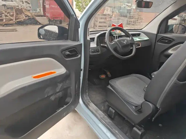 Wuling Hongguang Mini EV — Фото автомобиля 15
