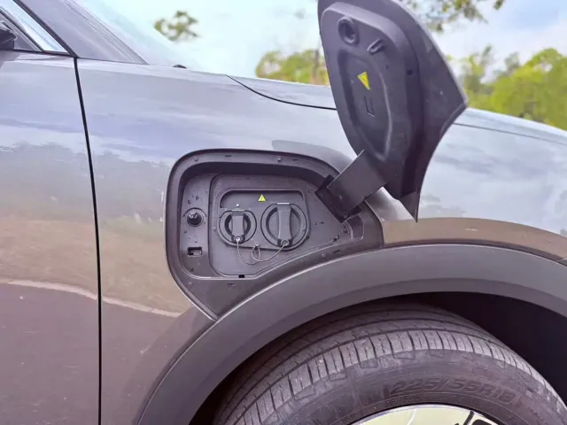Geely Galaxy E5 — Фото автомобиля 28