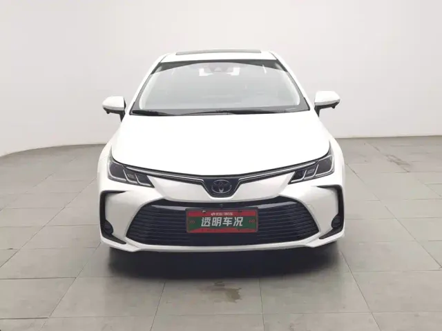Toyota Corolla — Фото автомобиля 3