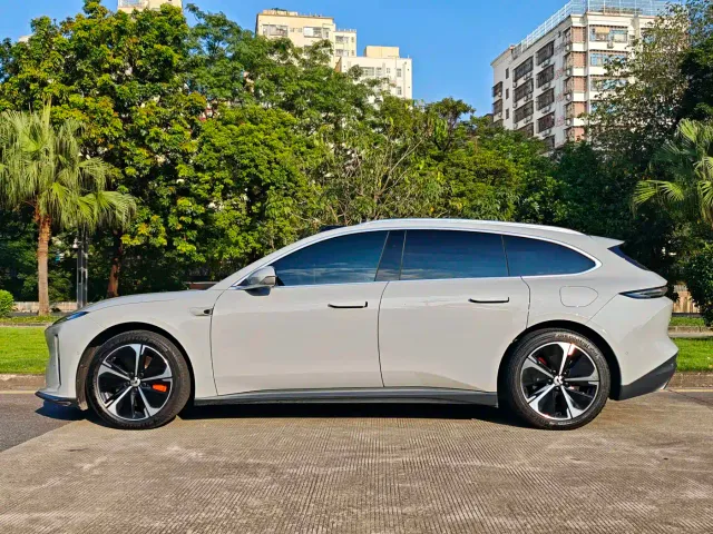 Nio ET5 Touring — Фото автомобиля 7