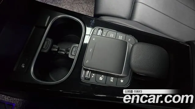 Mercedes-Benz A-Class — Фото автомобиля 16