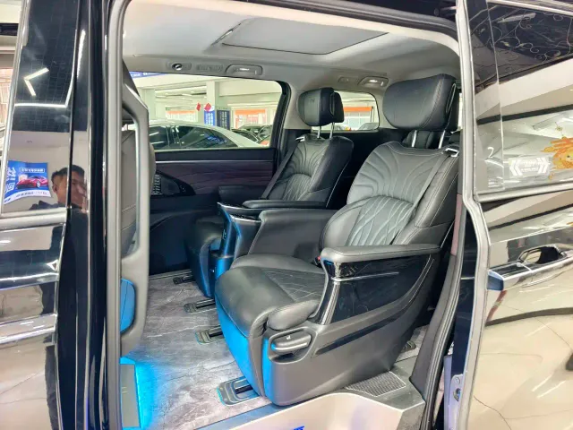 GAC Trumpchi M8 — Фото автомобиля 9