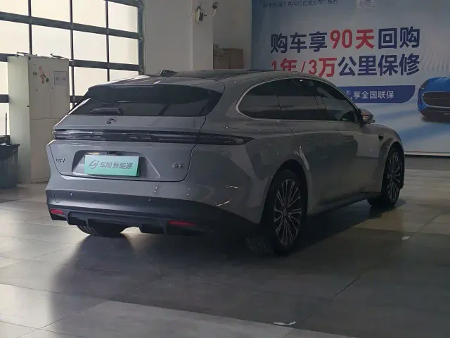 Nio ET5 Touring — Фото автомобиля 8