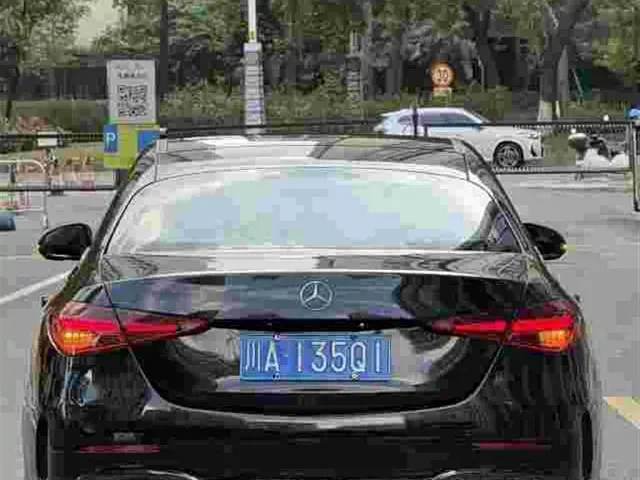 Mercedes-Benz C-Class — Фото автомобиля 4