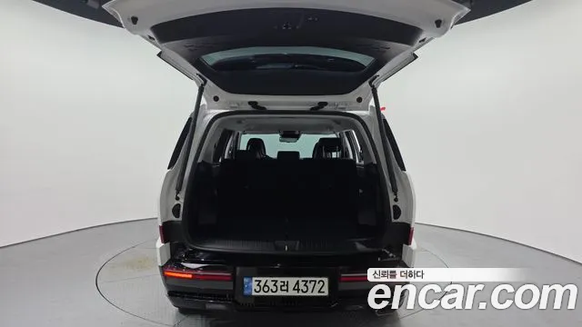 Hyundai Santafe Santa Fe (MX5) Бензин 2.5T 2WD — Фото автомобиля 20
