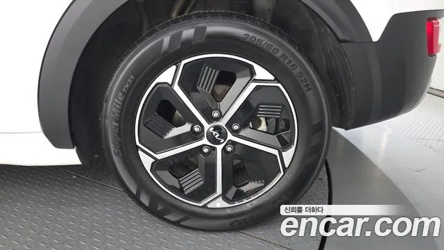 Kia Niro The All New — Фото автомобиля 6