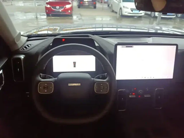 Haval Big Dog — Фото автомобиля 10