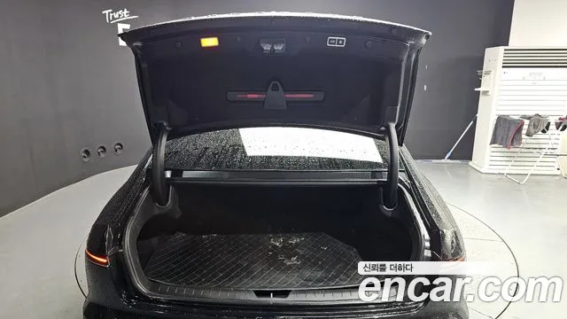 Hyundai Grandeur Grandeur (GN7) 3.5 LPG 2WD (Такси) — Фото автомобиля 17