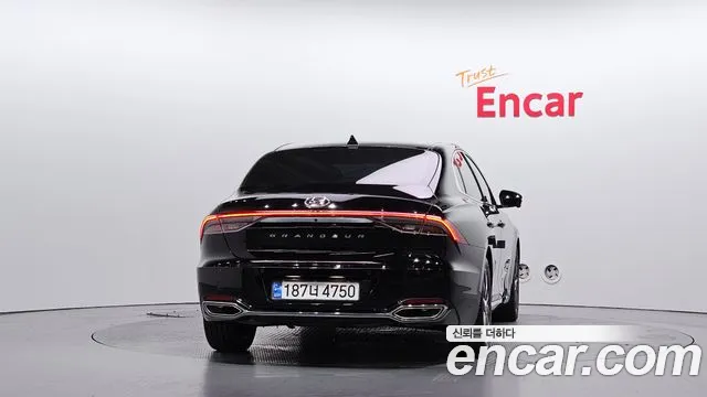 Hyundai Grandeur New — Фото автомобиля 4