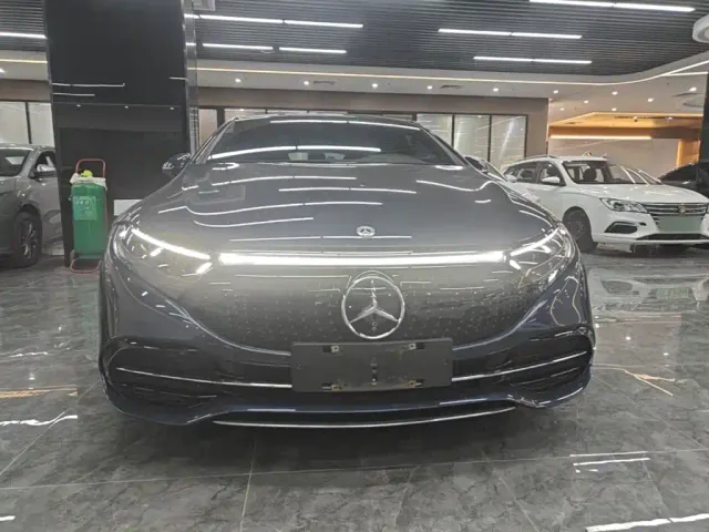 Mercedes-Benz EQS — Фото автомобиля 2