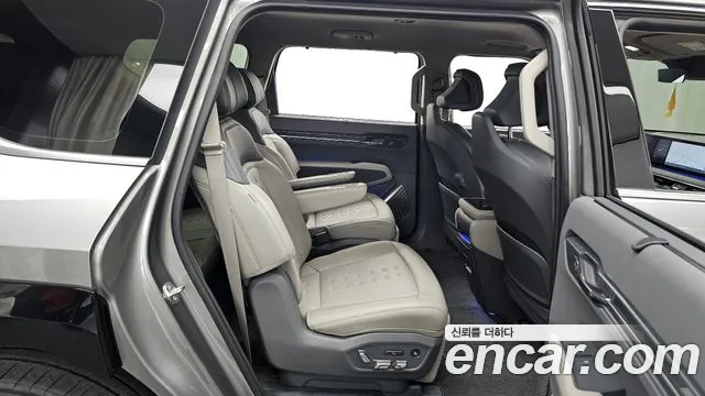 Kia EV9 — Фото автомобиля 18