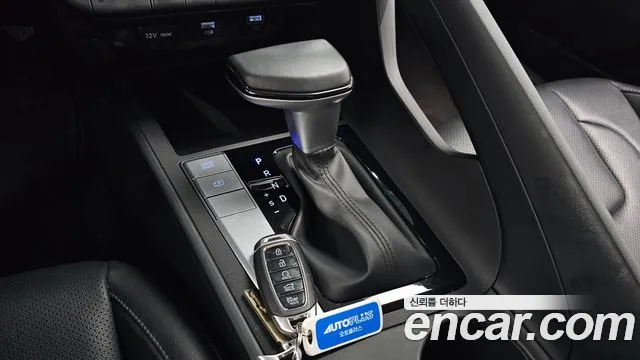 Hyundai Avante CN7 — Фото автомобиля 12