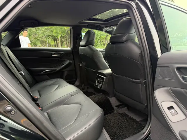 Toyota Avalon — Фото автомобиля 15