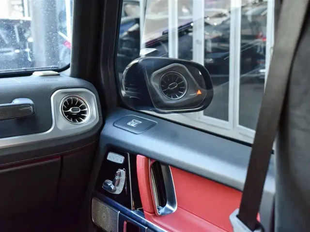 Mercedes-Benz G-Class — Фото автомобиля 18