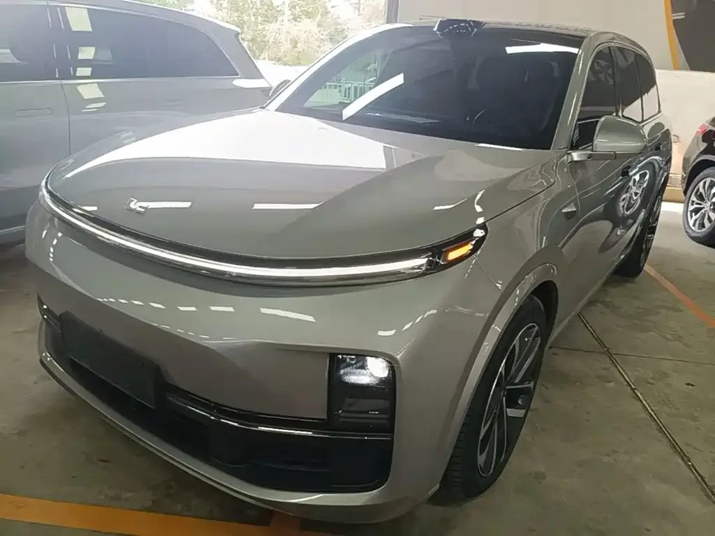 Фотография автомобиля — Li Auto Li Xiang L9
